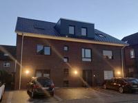 6 Familienhaus in Gronau NRW, KfW 40 EE Bauweise, Teilkeller, Luft-Wasser-Wärmepumpe (LWP), Balkone. Gaube mit Trespa