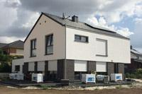 Modernes Haus mit 2 Vollgeschossen und mit einem Satteldach in Tecklenburg, Lüftungsanlage mit WRG, Doppelgarage uvm.